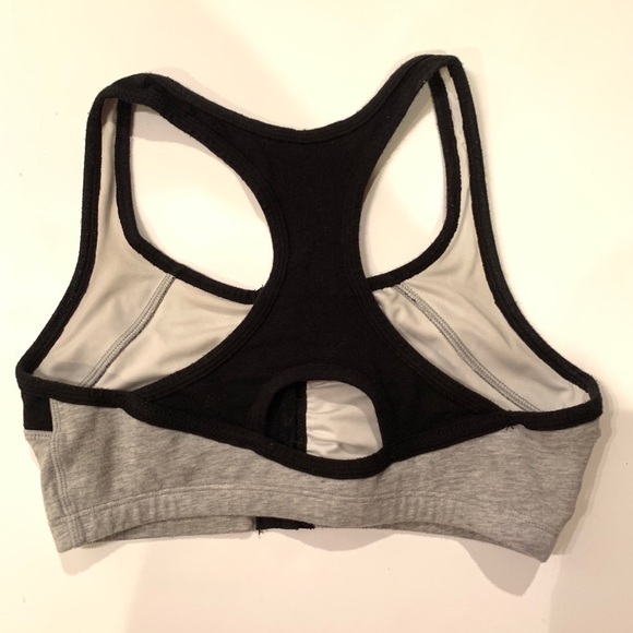 Fruit of the Loom Snap Front Sports Bra - 34C - Picture 2 of 10